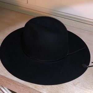 Banana Republic Felt Black Hat